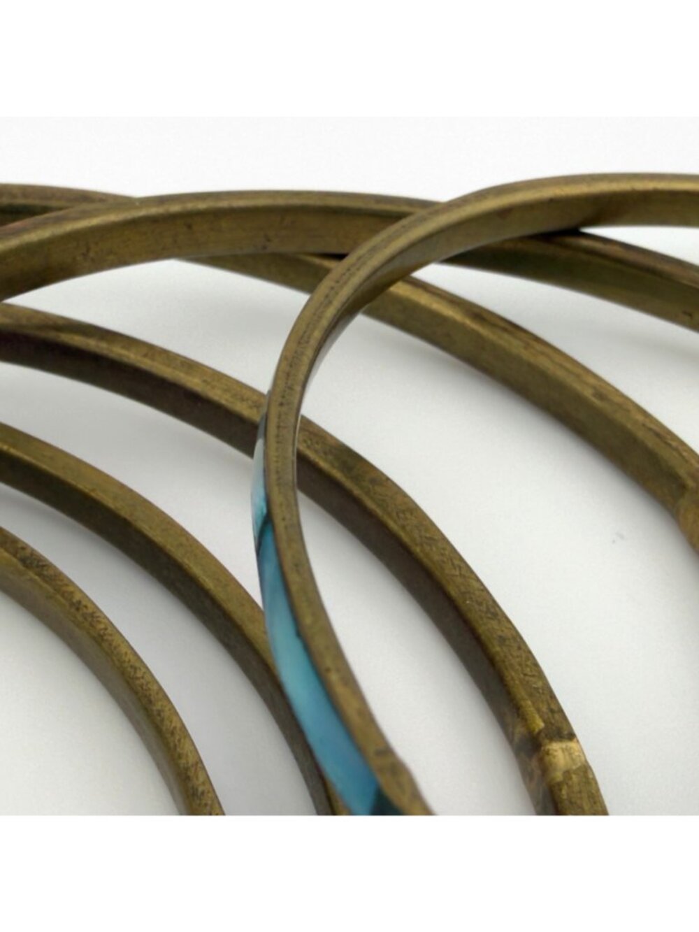 Vintage Mother Of Pearl Inlay Brass Bangle Set of 6 Pink Purple Blue Green Aqua - Picture 9 of 11
